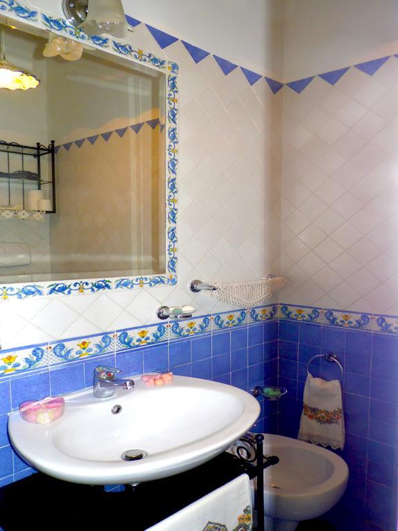 Bed and Breakfast Dimora Carlo III Vietri Pokój zdjęcie