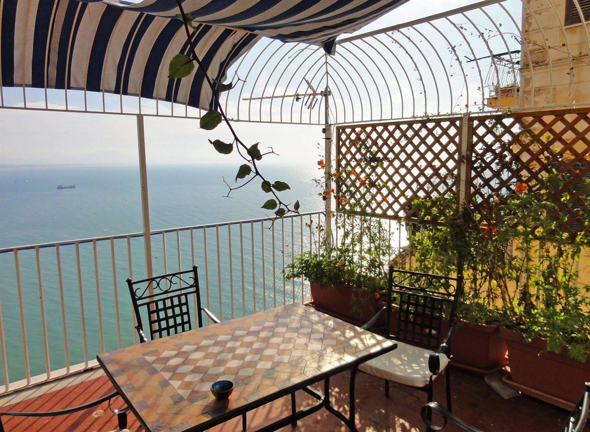 Bed and Breakfast Dimora Carlo III Vietri Zewnętrze zdjęcie